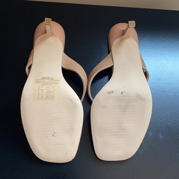 High heels - Picture 2 of 3